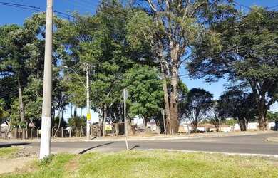 Imagem: O terreno possui 2.300m² de Área e está localizado em Parque