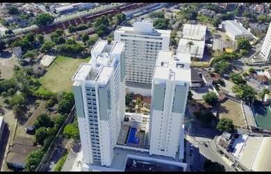 Imagem: O apartamento possui 1 Dormitório, 1 Banheiro, 1 Vaga na garagem