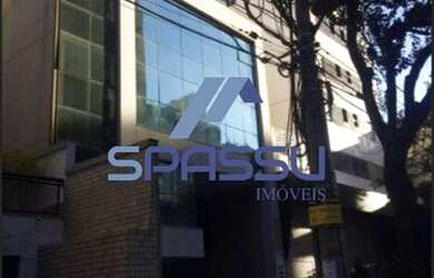 Imagem: O depósito possui 5 Vagas na garagem e 110m² de Área e está