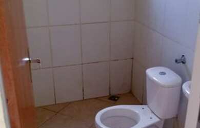 Imagem 3: Casa. 1 Banheiroe2 Dormitórios