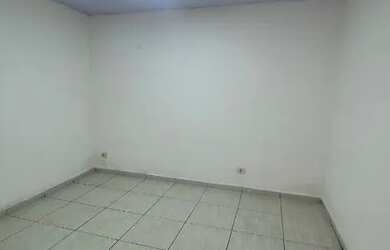 Imagem: A casa em condomínio possui 1 Dormitório, 1 Banheiro e 1 Vaga