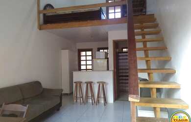 Imagem: O apartamento possui 1 Dormitório, 1 Banheiro, 1 Vaga na garagem