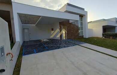 Imagem: A casa em condomínio possui 3 Dormitórios, 4 Banheiros, 2