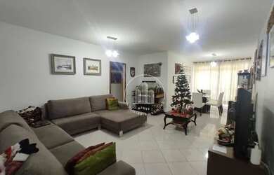 Imagem: O apartamento possui 3 Dormitórios, 2 Banheiros, 1 Vaga na