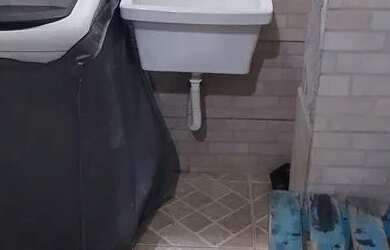 Imagem: A casa para alugar possui 1 Dormitório, 1 Banheiro e 25m²