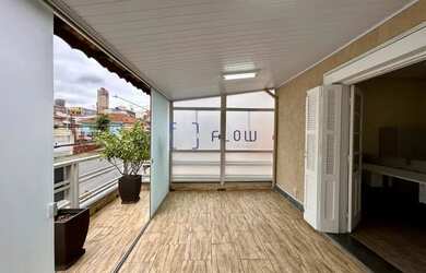 Imagem: O depósito possui 200m² de Área e está localizado em Vila