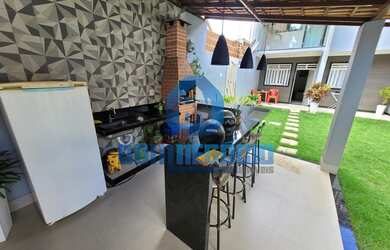 Imagem: A casa possui 2 Dormitórios, 1 Banheiro, 1 Vaga na garagem