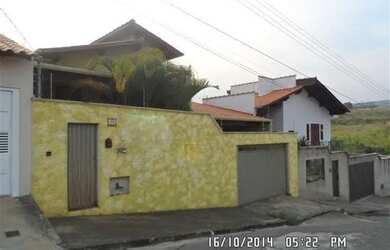 Imagem 1: Ótima casa em Varginha. 215m² de Área, 2 Vagas na garageme5 Dormitórios