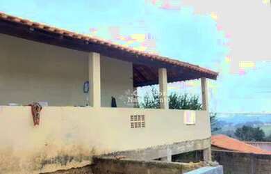 Imagem: A casa possui 1 Dormitório, 1 Banheiro, 122m² de Área e