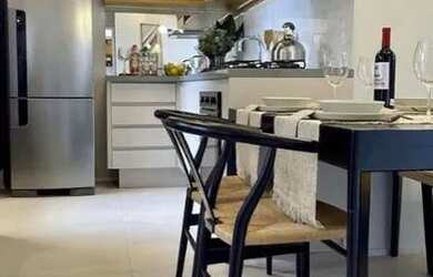 Imagem: O apartamento possui 3 Dormitórios, 2 Banheiros, 2 Vagas na