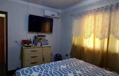 Imagem 10: Casa em Bairro. Churrasqueira, Varanda, 260m² de Áreae2 Vagas na garagem