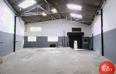 Imagem: O depósito possui 240m² de Área e está localizado em Parque