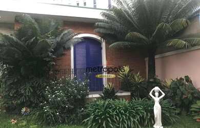 Imagem: A casa possui 3 Dormitórios, 3 Banheiros, 2 Vagas na garagem