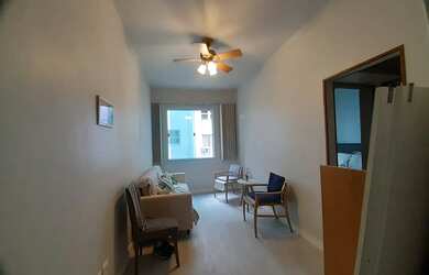 Imagem: O apartamento possui 1 Dormitório, 1 Banheiro, 50m² de Área