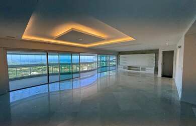 Imagem: O apartamento possui 5 Dormitórios, 5 Banheiros, 4 Vagas na