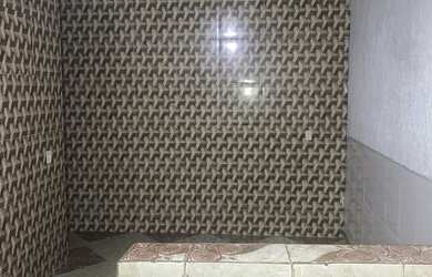 Imagem: A casa possui 1 Dormitório e 1 Banheiro e está localizado