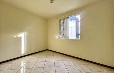 Imagem 11: Apartamento de dois dormitórios sendo um suíte no centro de Santa Maria