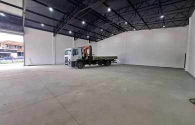 Imagem 4: Galpão Novo com excelente acabamento