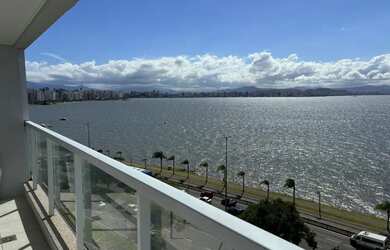 Imagem: O apartamento possui 2 Dormitórios, 2 Banheiros, 2 Vagas na