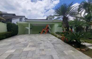 Imagem 16: Casa de luxo em condomínio para locação em Alphaville, Santana de Parnaíba-SP: 04 quartos