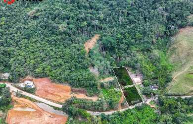 Imagem: O terreno possui 3.000m² de Área, Imóvel novo e está localizado