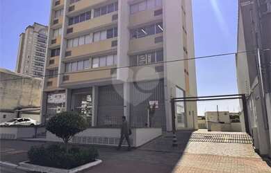 Imagem: O depósito possui 1 Vaga na garagem, 30m² de Área e Imóvel