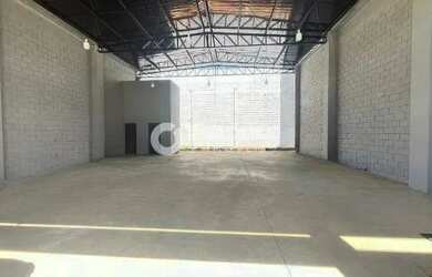 Imagem: O depósito possui 4 Vagas na garagem, 234m² de Área, Imóvel