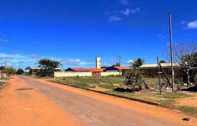 Imagem 11: LOTE MURADO. 372m² de Área