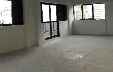 Imagem: O depósito possui 5 Vagas na garagem, 442m² de Área e está