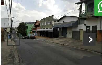 Imagem: A casa possui 3 Dormitórios, 3 Banheiros, 2 Vagas na garagem
