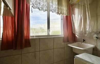 Imagem 8: Apartamento de dois dormitórios sendo um suíte no centro de Santa Maria