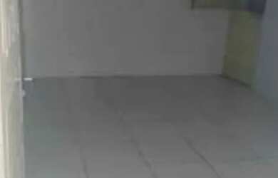 Imagem: A casa possui 1 Dormitório, 1 Banheiro, 15m² de Área e está