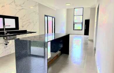 Imagem: A casa em condomínio à venda possui 3 Dormitórios, 2 Banheiros