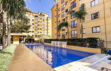 Imagem: O apartamento possui 2 Dormitórios, 1 Banheiro, 1 Vaga na garagem