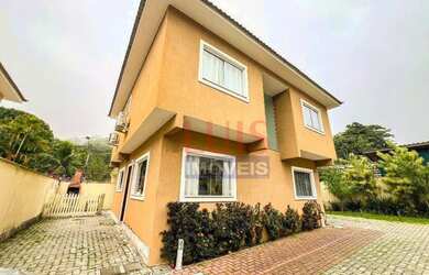 Imagem: A casa em condomínio possui 2 Dormitórios, 2 Banheiros, 1