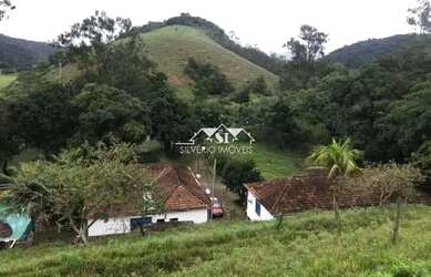 Imagem: A fazenda possui 360m² de Área e está localizado em Silva