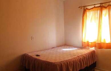 Imagem: A kitnet possui 1 Dormitório, 1 Banheiro, 1 Vaga na garagem