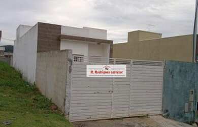 Imagem: A casa em condomínio possui 2 Dormitórios, 2 Banheiros, 2