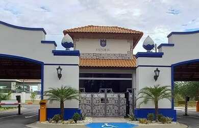 Imagem: O terreno possui 250m² de Área e Imóvel novo e está localizado