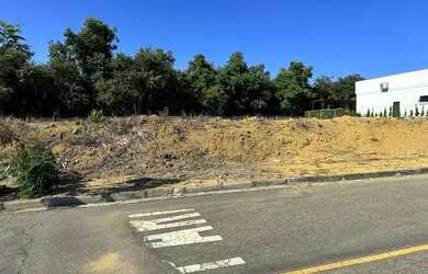 Imagem: O terreno possui 673m² de Área e está localizado em Cidade