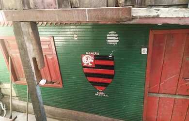 Imagem: A casa possui 4 Dormitórios e está localizado em Compensa