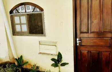 Imagem: A casa possui 1 Dormitório, 1 Banheiro e está localizado