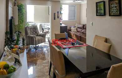 Imagem: O apartamento possui 3 Dormitórios, 1 Banheiro, 1 Vaga na garagem