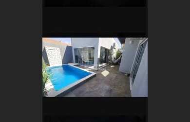 Imagem: A casa em condomínio possui 3 Dormitórios, 2 Banheiros, 2