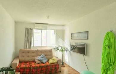 Imagem: O apartamento possui 1 Dormitório, 1 Banheiro, 1 Vaga na garagem