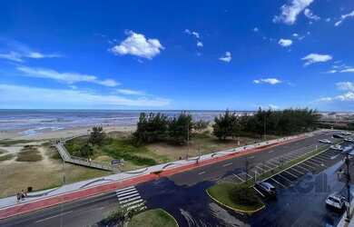 Imagem: O apartamento possui 4 Dormitórios, 1 Banheiro, 2 Vagas na