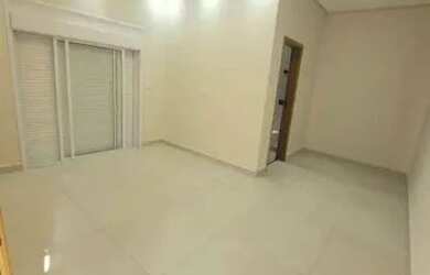 Imagem: A casa possui 3 Dormitórios, 3 Banheiros, 3 Vagas na garagem