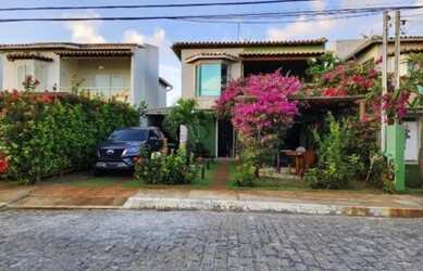 Imagem: A casa em condomínio possui 4 Dormitórios, 5 Banheiros, 2