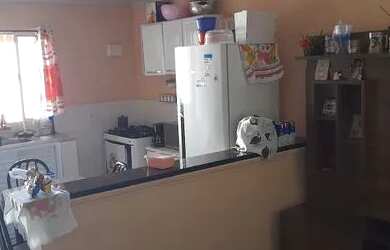 Imagem 3: Casa a venda. Churrasqueira, Área de serviço, 165m² de Áreae2 Vagas...