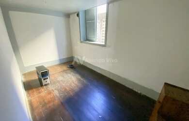 Imagem: A casa possui 5 Dormitórios, 3 Banheiros, 216m² de Área e